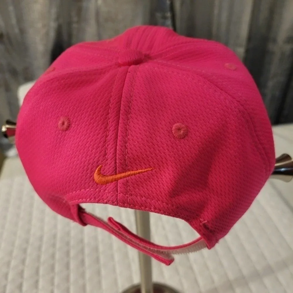Nike Dri-FIT‎ Cute Hat Pink Kids Cap Colorful Swoosh Athletic Casual Barbiecore